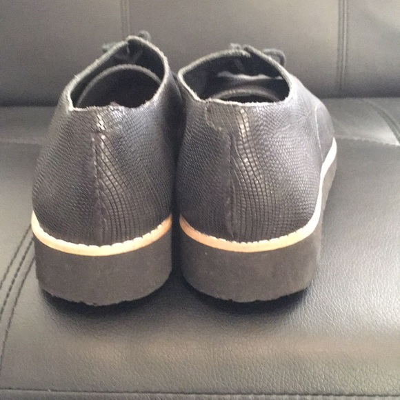 EUC SZ 8 Nurture black leather oxfords - Picture 4 of 6